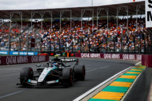 Russell impressiona com fly lap no TL3, Antonelli sofre forte batida