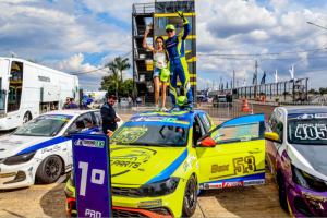 Turismo 1.4 Brasil contou com vitórias de Wilton Pena e Gabriel Sano neste sábado em Campo Grande