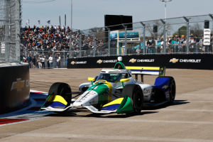 Em seu melhor quali na Indycar, Caio Collet larga em 16º nas ruas de Arlington