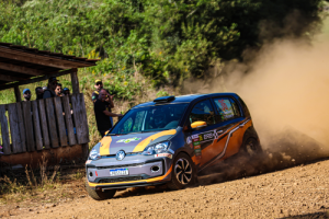 Irmãos Klimaczewski defendem liderança do Brasileiro de Rally em Estação