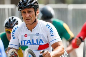 Alex Zanardi, exemplo de superação no automobilismo, morre e deixa legado de coragem e inspiração
