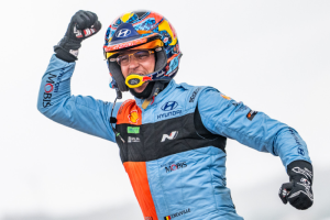 Hyundai enfim supera a Toyota e vence em Portugal com Neuville após reviravolta dramática
