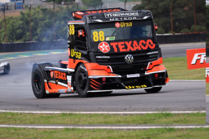 Beto Monteiro conquista pódio na corrida 2 e fecha a etapa de Interlagos no Top-5 do campeonato