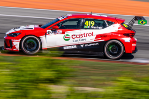TCR Spain: Pódio para Enzo Gianfratti na estreia em Valencia