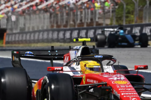 Ferrari estreia atualização do motor na Áustria; Mercedes prioriza confiabilidade